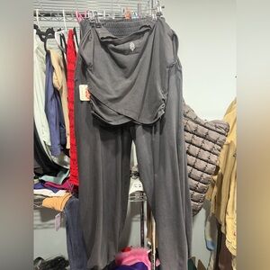 Free people cross over set Black Casual Sweatshirt and Jogger Set